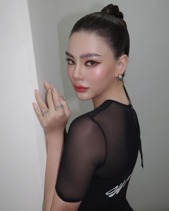 ดิว อริสรา