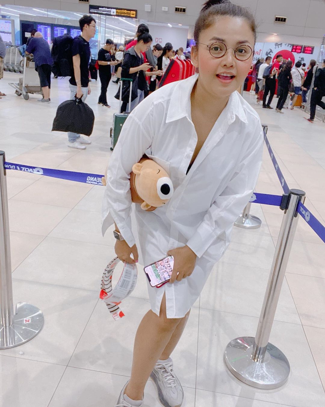 ตั๊กแตน ชลดา