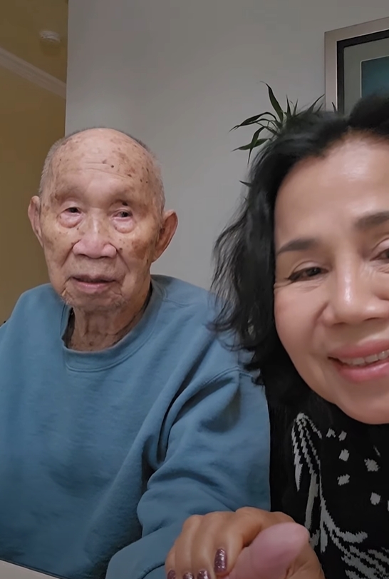  ยายหนิง เผยภาพคุณตาของ ชมพู่ อารยา