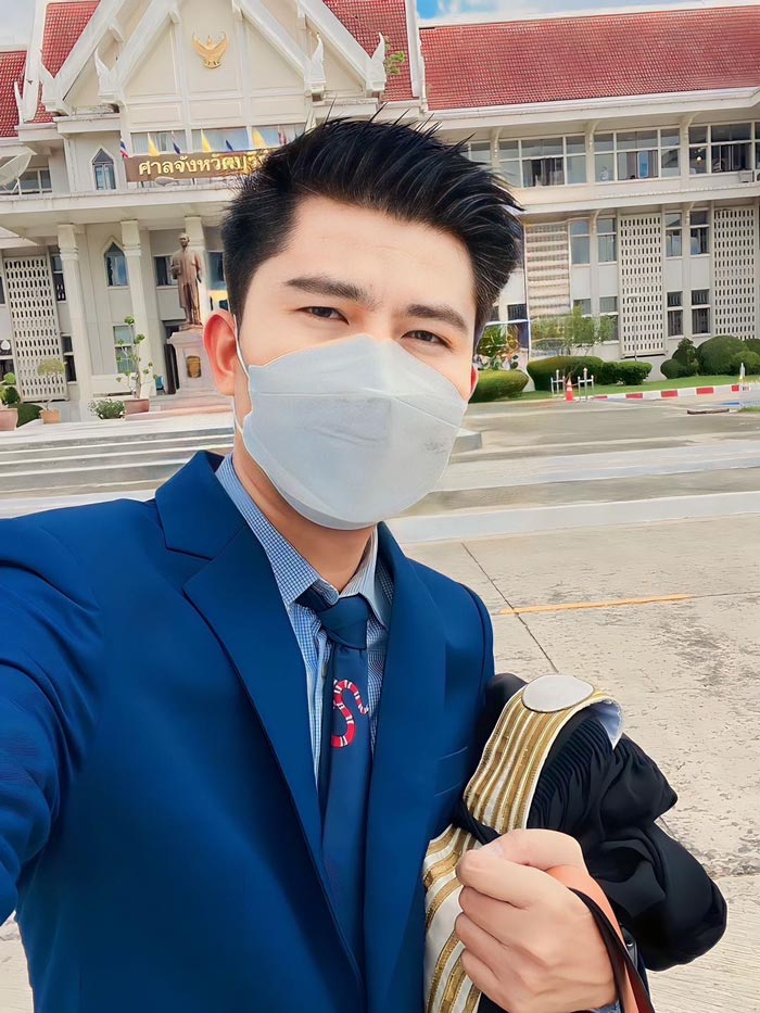 ทนายชายพัฒน์ ทนายเมียหลวง