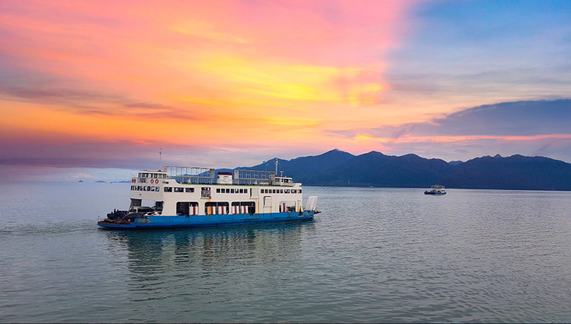 เรือเฟอร์รี่ เกาะช้า