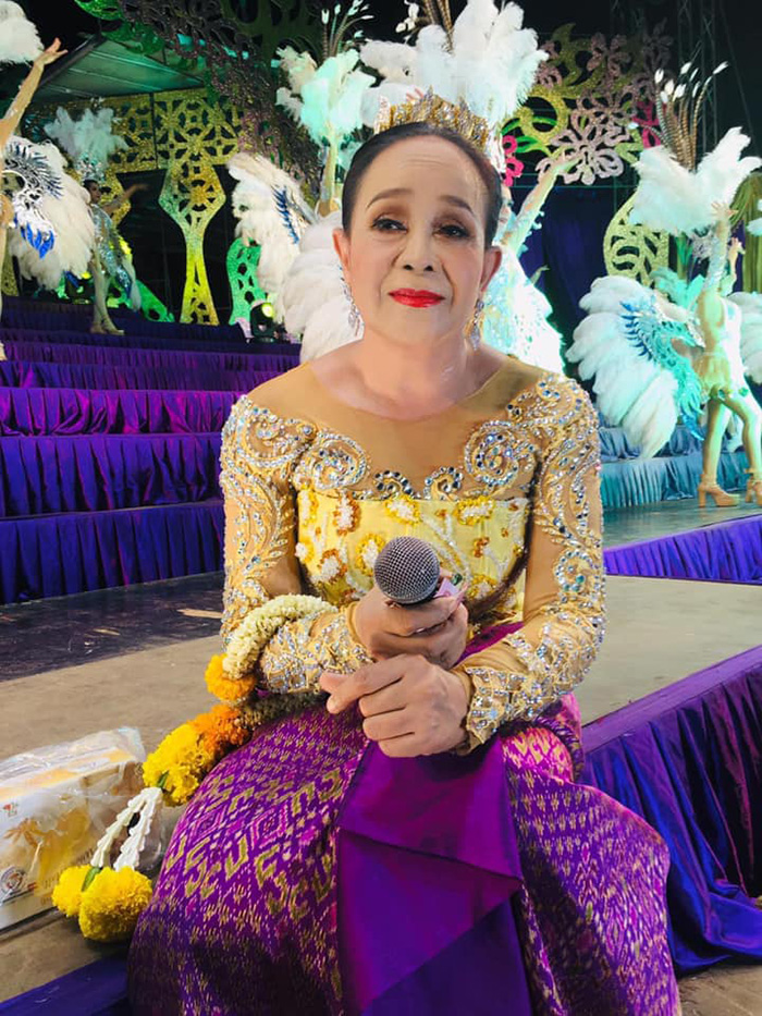 แม่นกน้อย