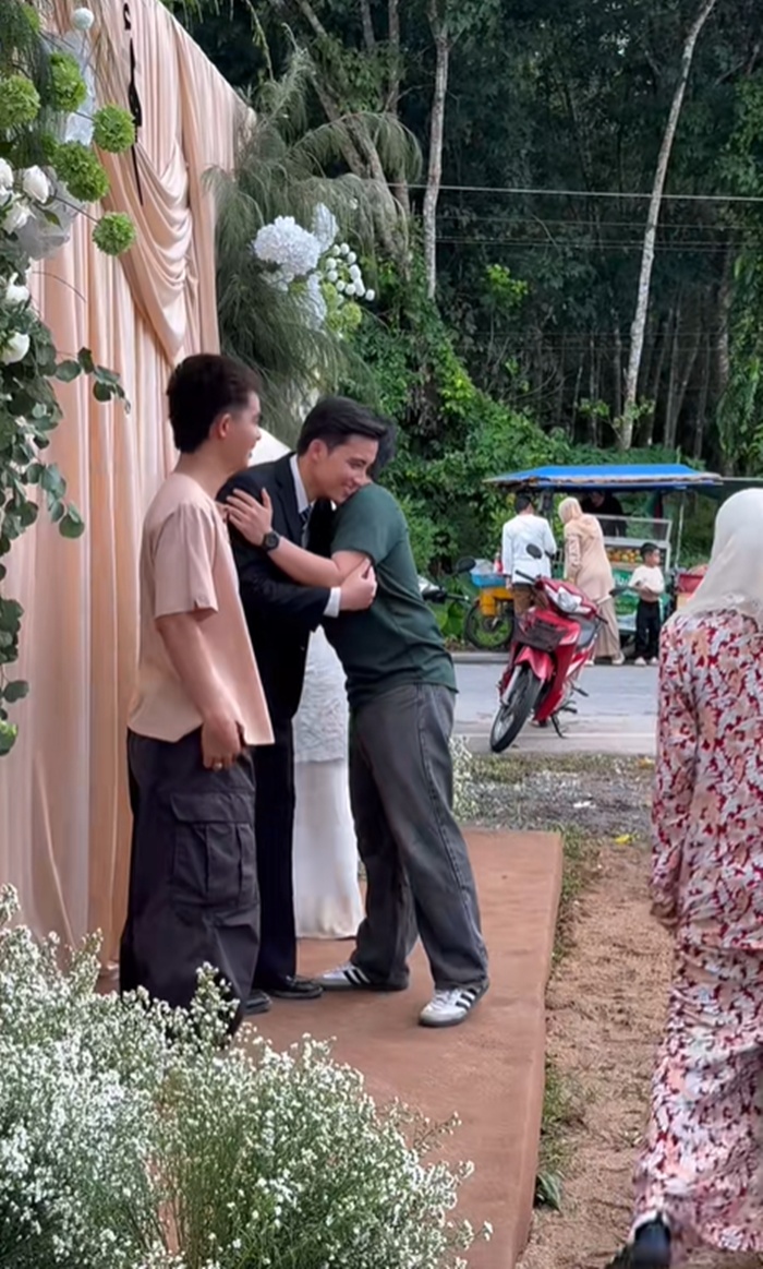 เพื่อนเจ้าบ่าว