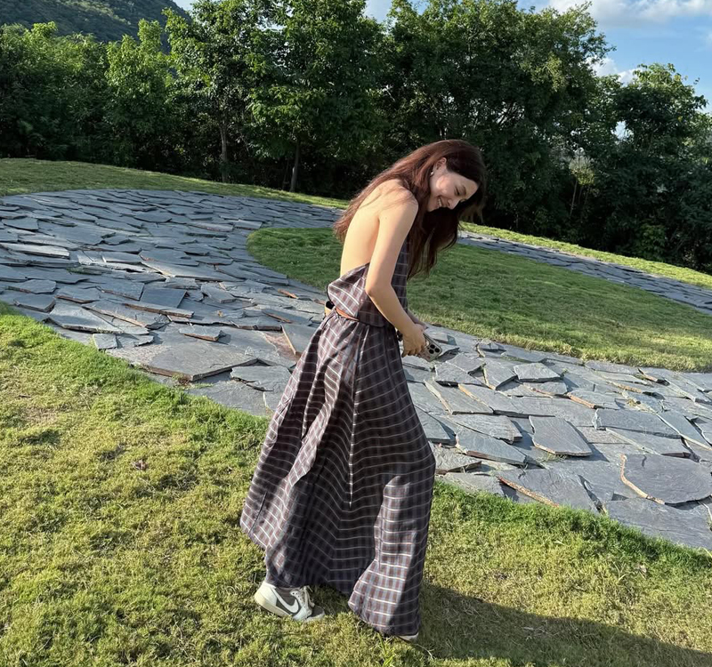 มิว นิษฐา โชว์หุ่นสุดเป๊ะ ควงไฮโซเซนต์ สามีและลูก เที่ยวเขาใหญ่ 