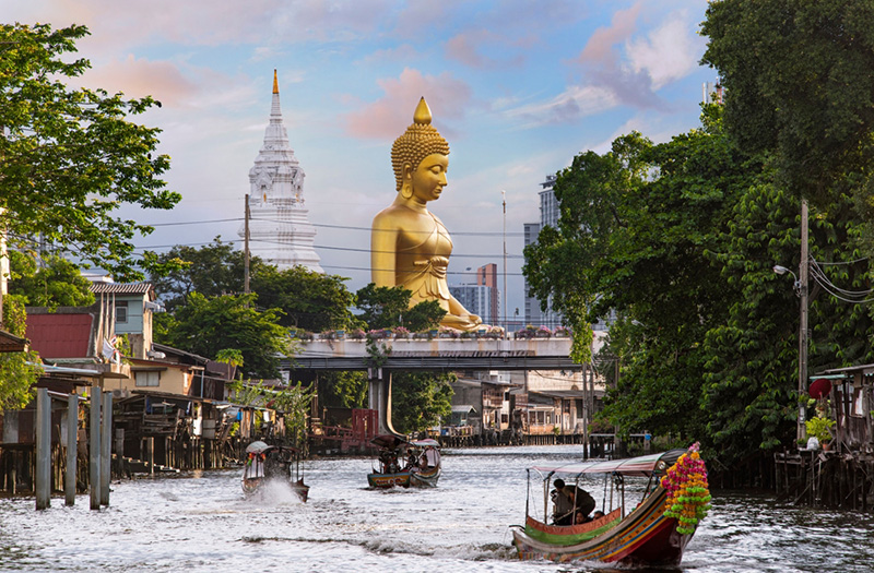 นั่งเรือเที่ยว