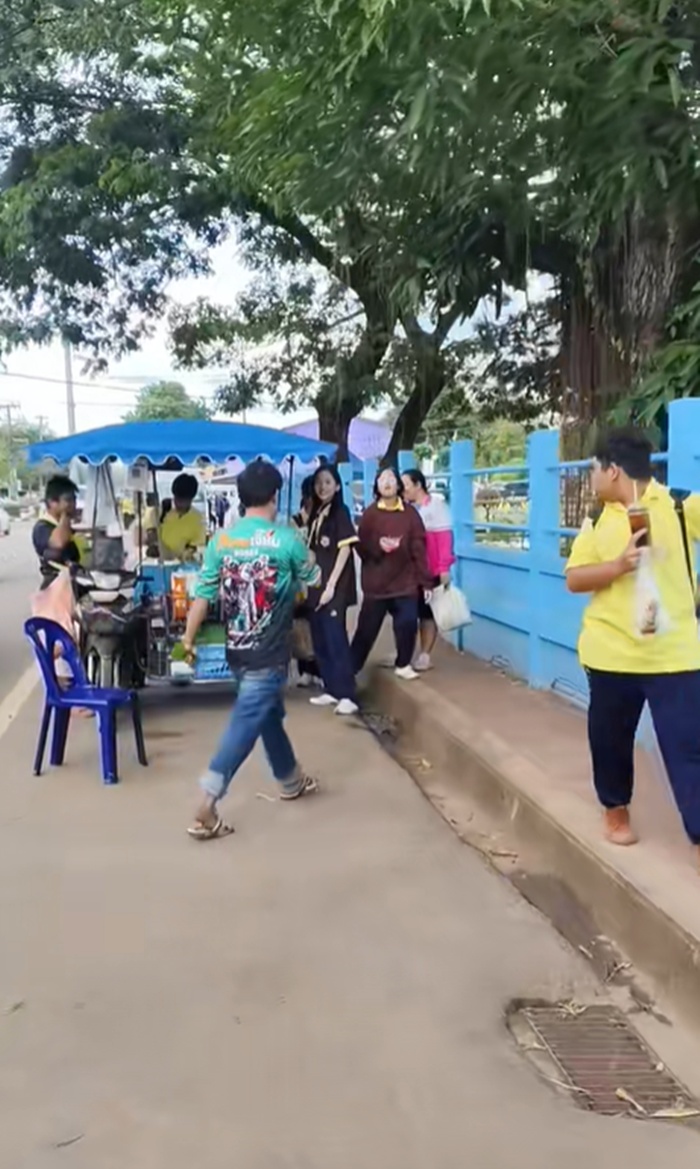 รถโรงเรียน