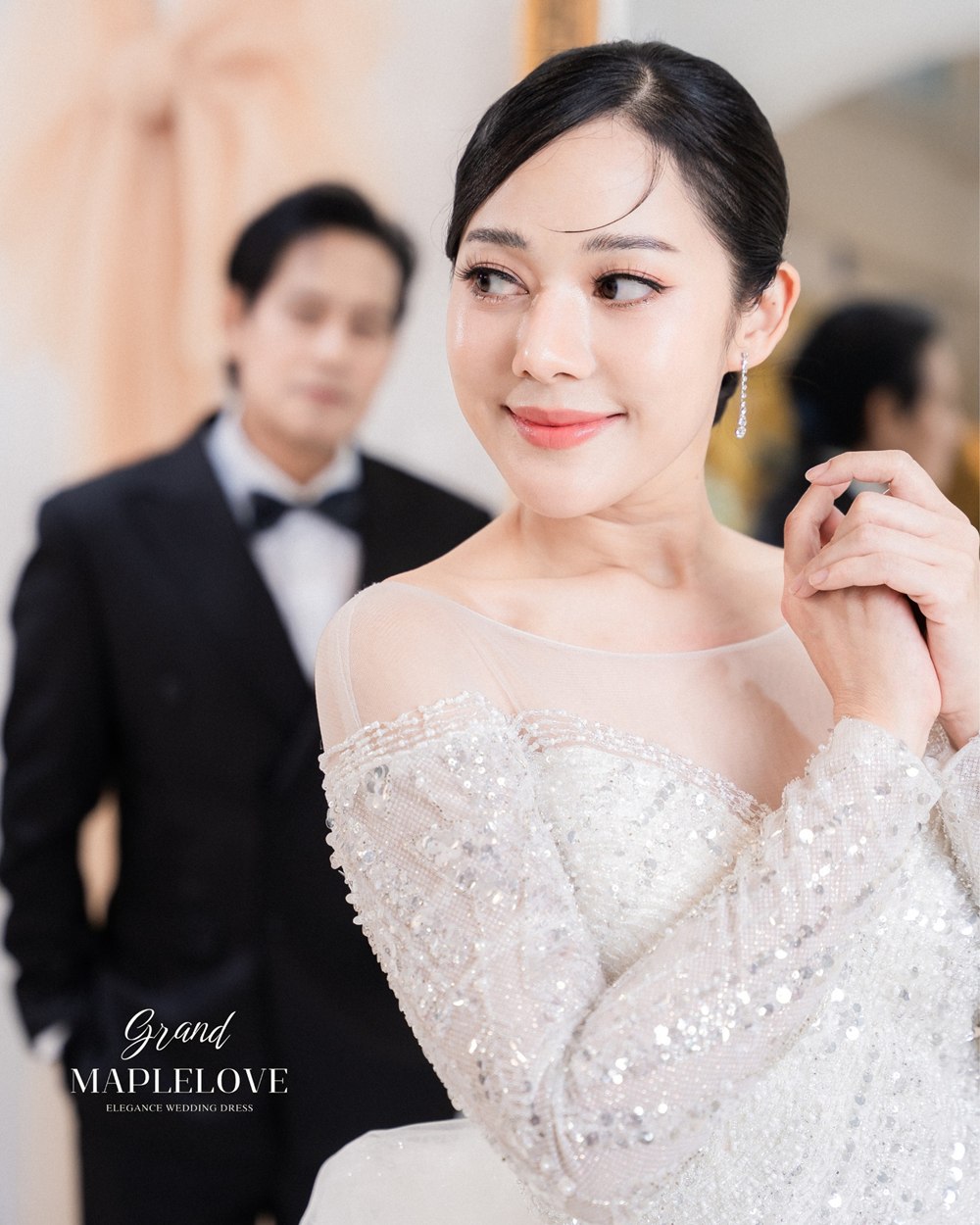 ทับทิม ไทด์ สวมชุดแต่งงาน ถ่ายภาพพรีเวดดิ้งสุดโรแมนติก