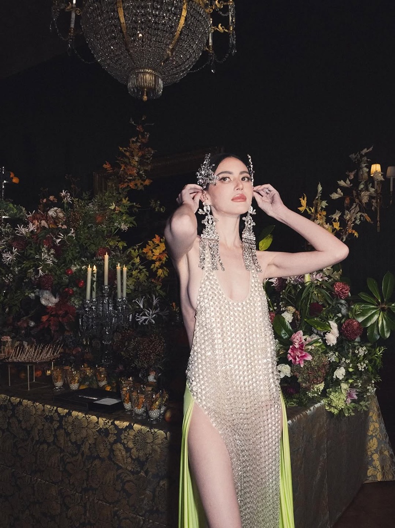 ใหม่ ดาวิกา