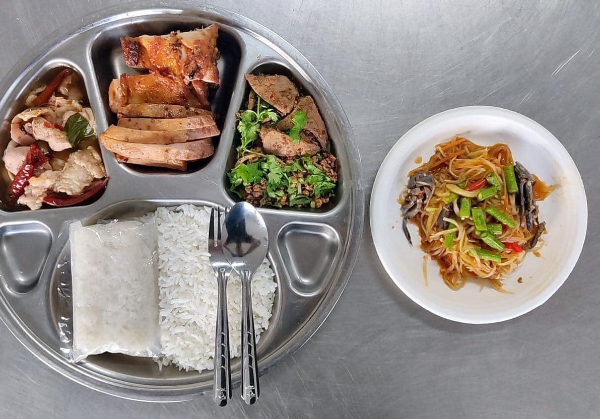 อาหารค่ายทหาร