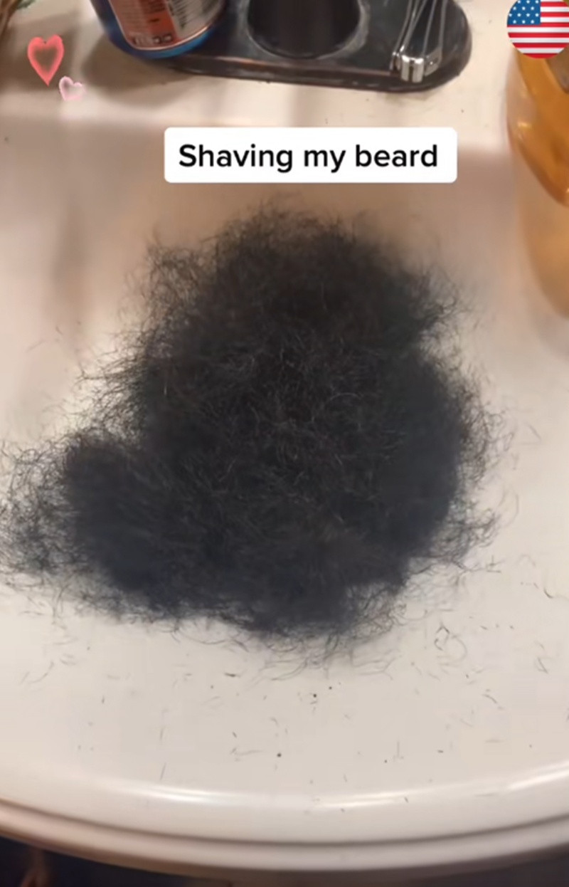 โกนหนวด