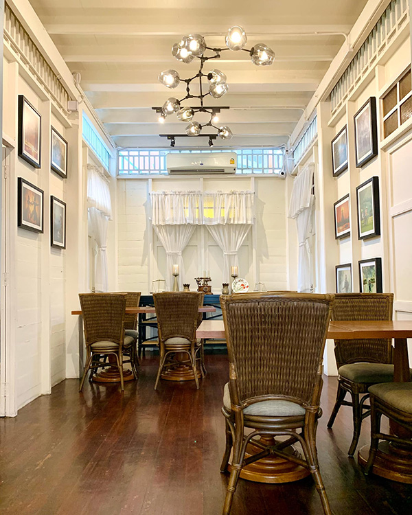 ร้านกาแฟถนนจันทน์