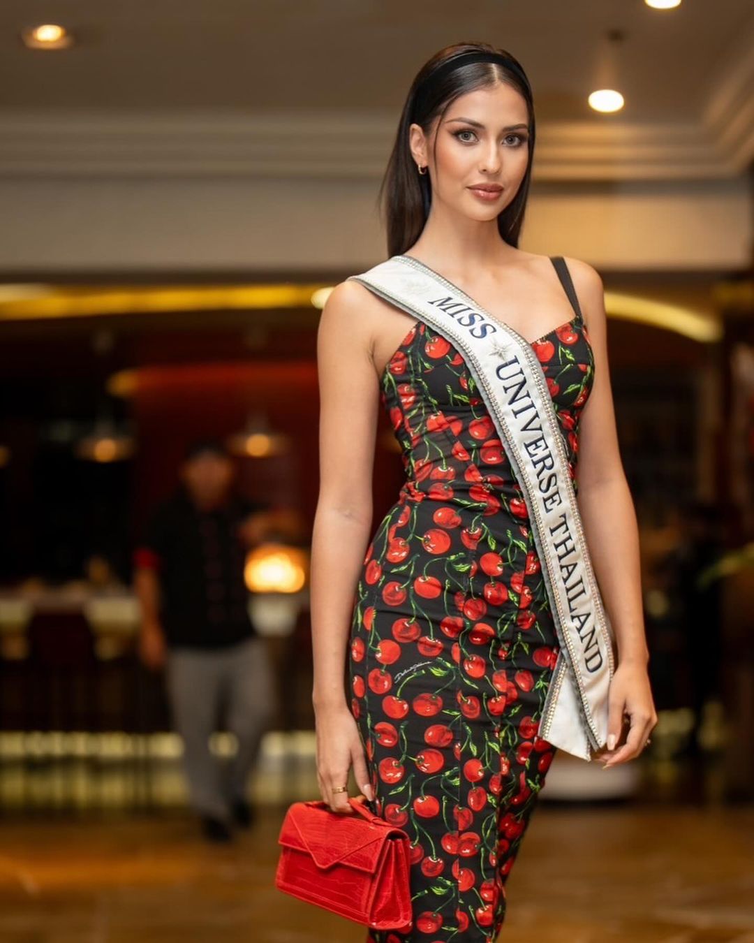 แอนโทเนีย โพซิ้ว