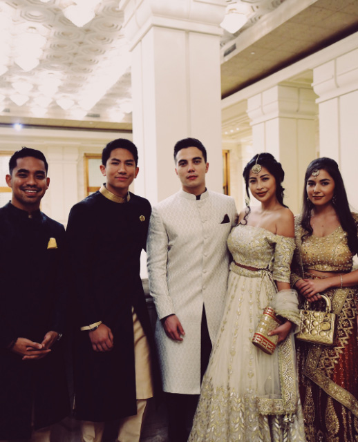 อนิชา อิซา คาเลบิก ประวัติ