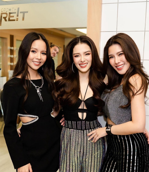 เม จีระนันท์ นักร้องสาวเจ้าของเพลงฮิตติดหูในอดีต กับเรื่องราวหลากหลายในชีวิต