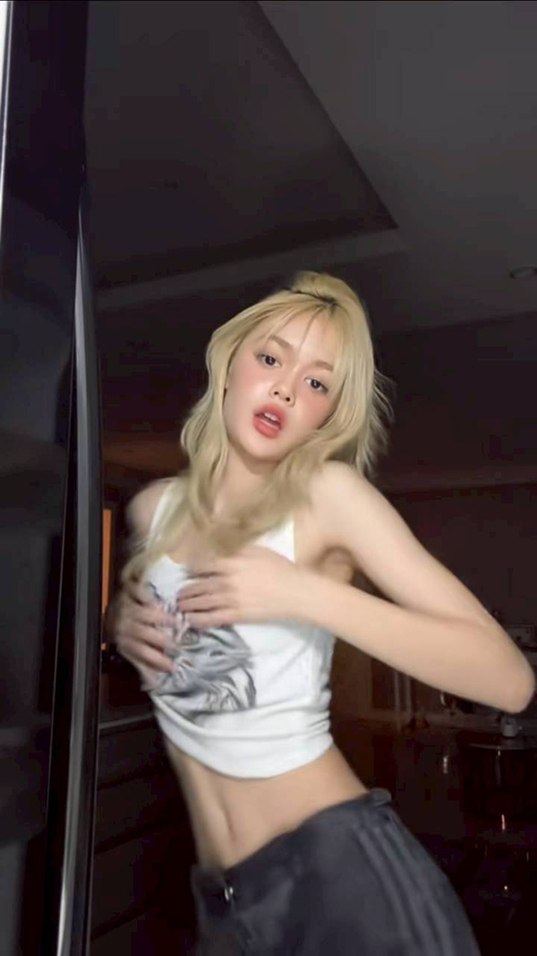 น้องลียา ลลียา