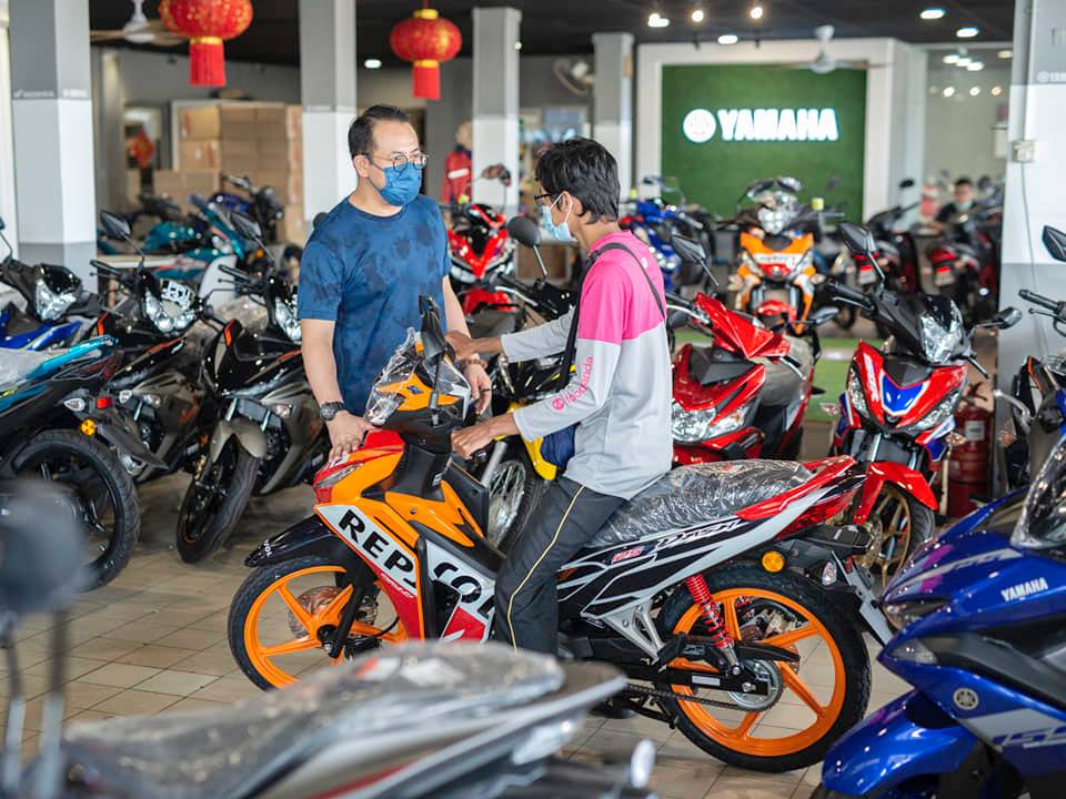 นักการเมืองใจงาม