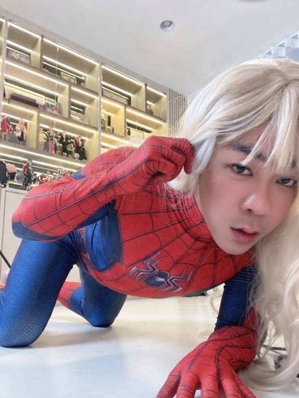 โจ๊ก โซคูล แต่งชุดสไปเดอร์แมน
