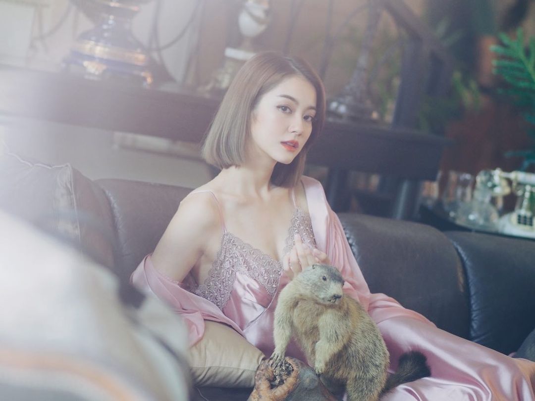 น้ำตาล ทิพนารี