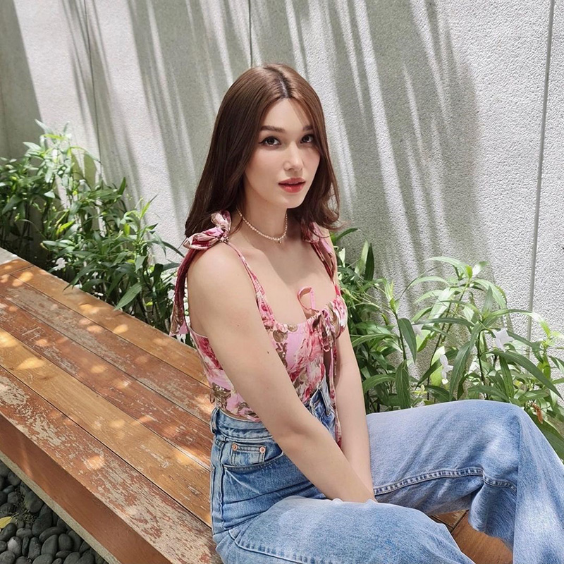 แจ็คกี้ ชาเคอลีน