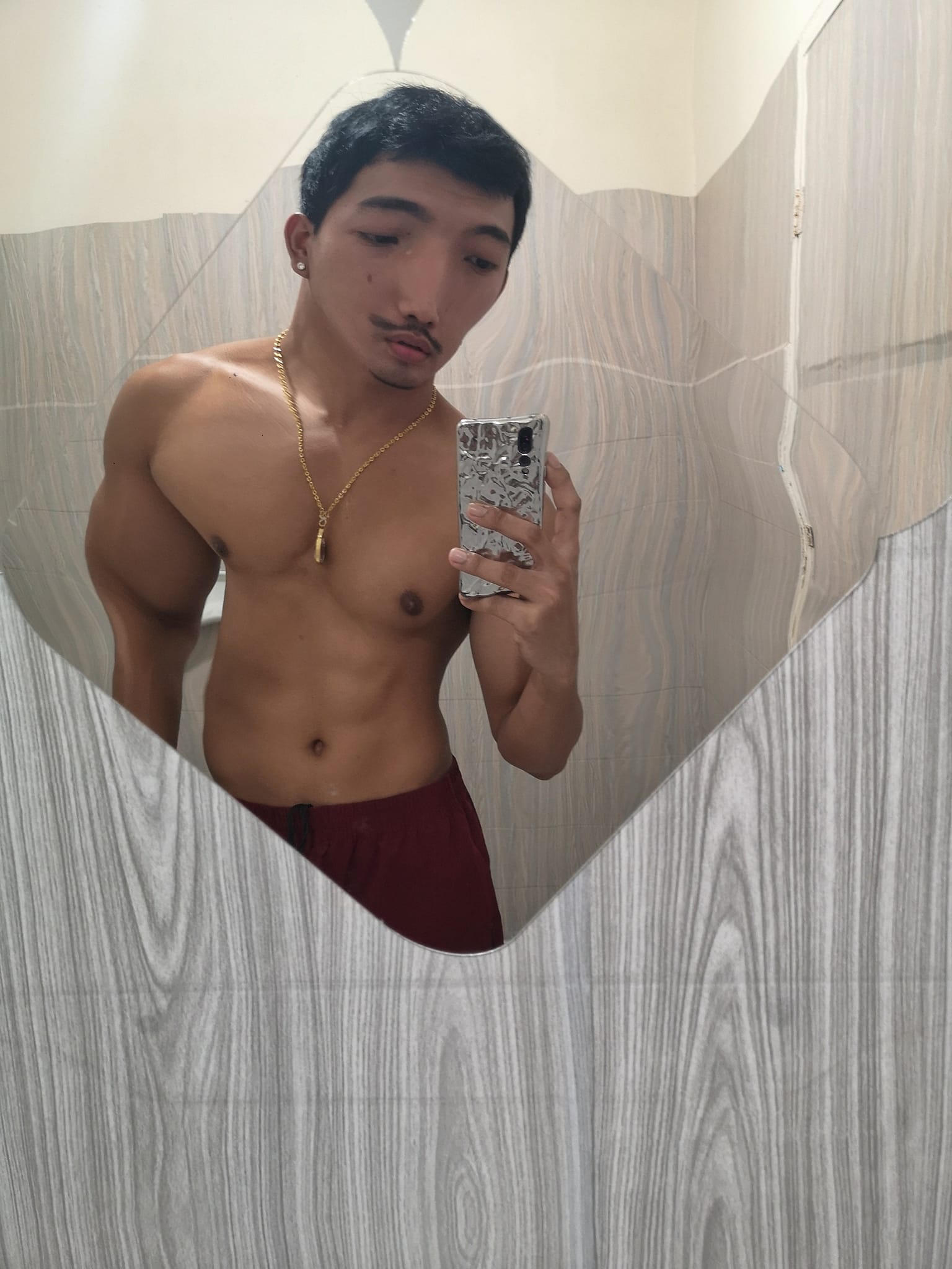 สติ๊กเกอร์กระจกเงา