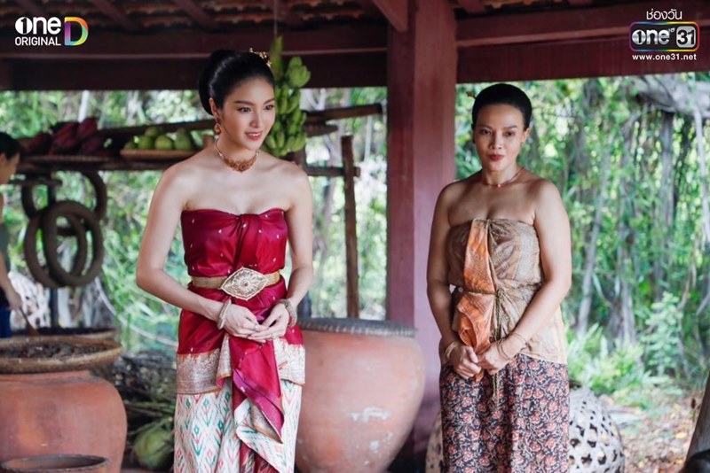 ท้าวอินทรเทวี หรือ พระสนมตันหยง จากราชวงศ์ศรีธรรมาโศกราช สนมเอกทิศใต้