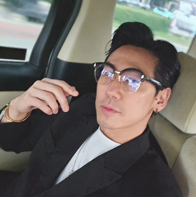 ดีเจเพชรจ้า