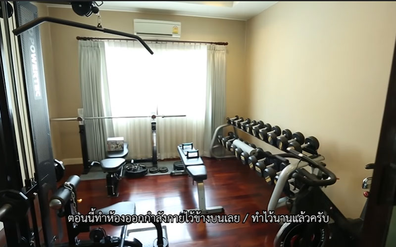 บ้าน พอร์ช ศรัณย์