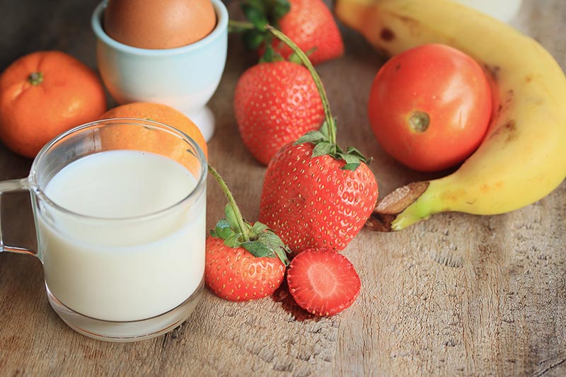 นมไม่ควรกินกับอะไร