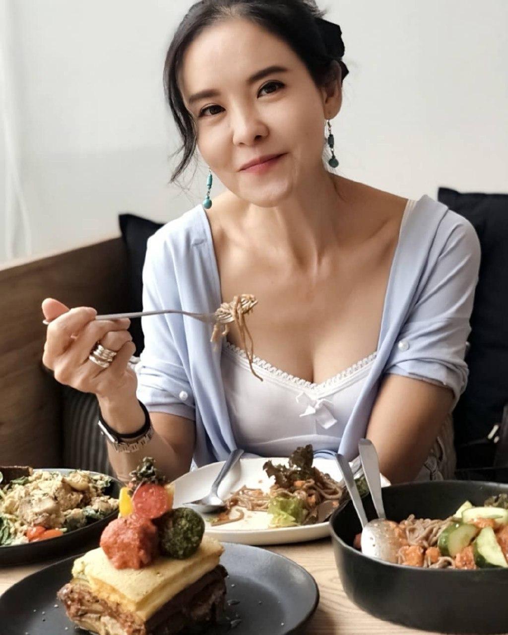 อุ๋ย มณีรัตน์