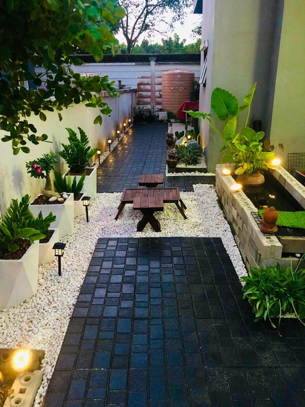 จัดสวนข้างบ้าน