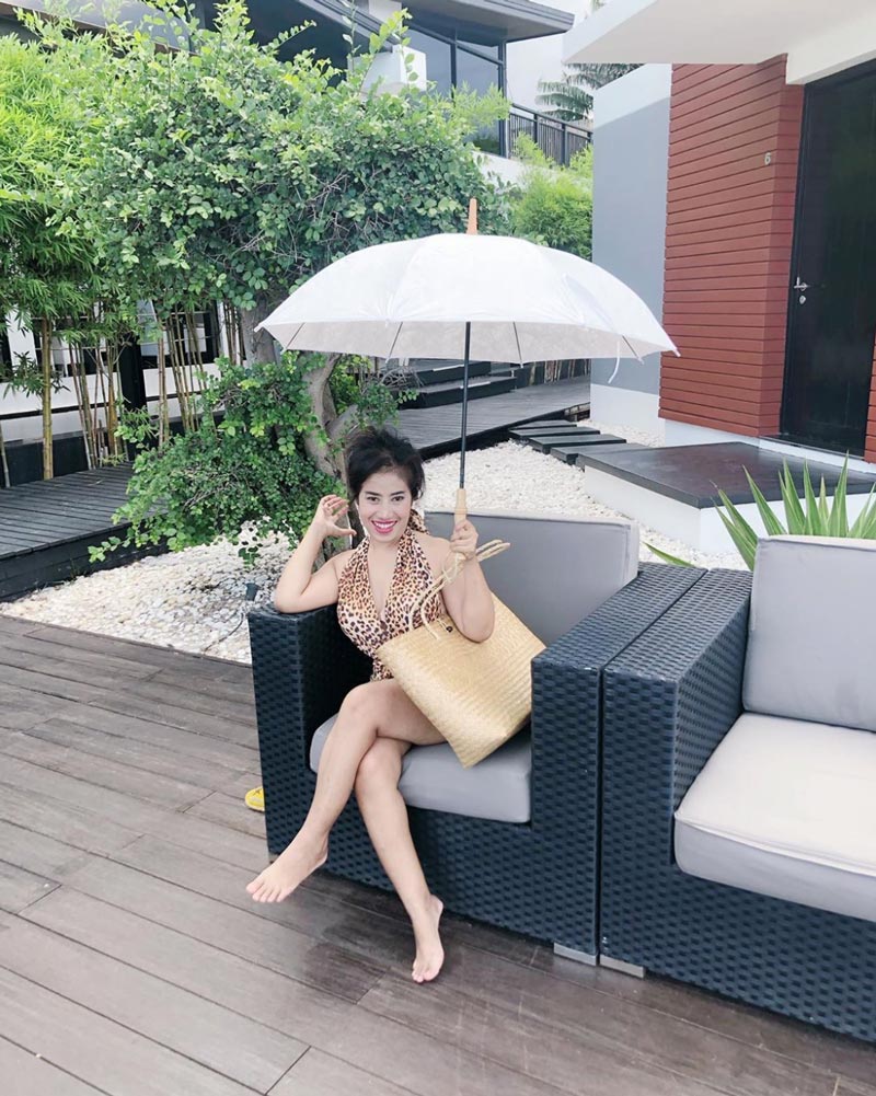 หนูรัตน์ ธิดาพร