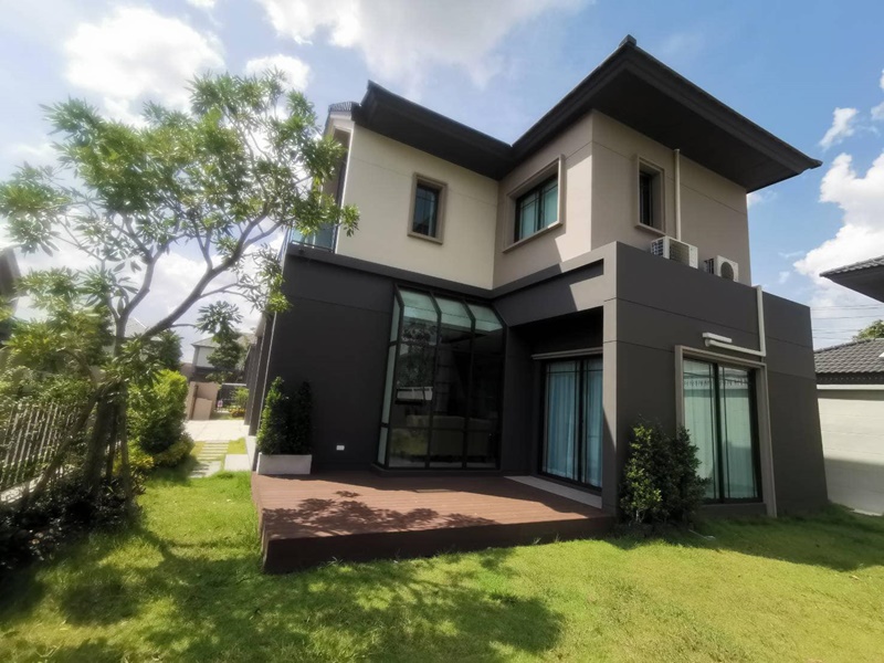 อาม ชุติมา