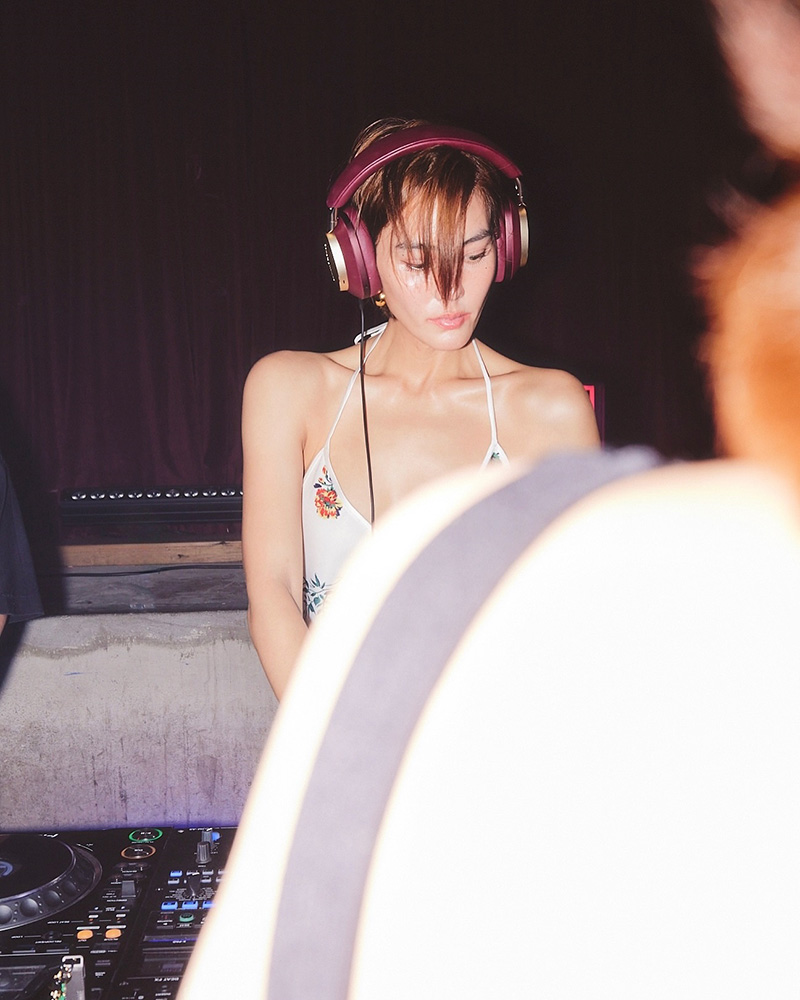 เจนี่ เจอแซะอีก ชาวเน็ตซัดตัดผมสั้นเข้าผับปาร์ตี้ก่อนบวช