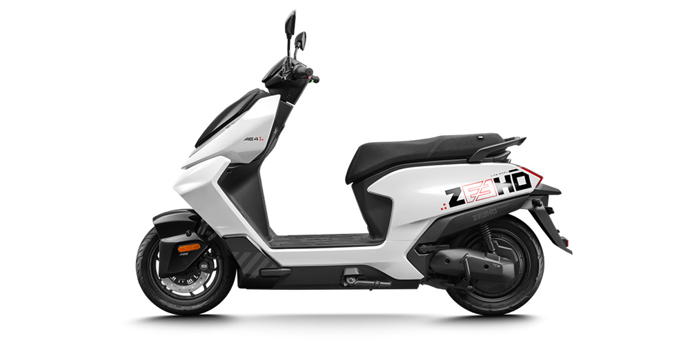 ZEEHO AE4