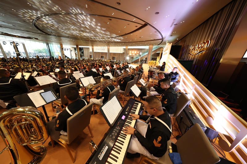 สายนทีแห่งน้ำพระทัย สร้างสุขไทยให้เรืองรอง