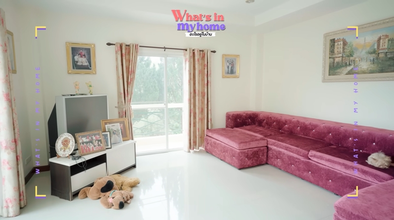 บ้าน แก้มบุ๋ม ที่เขาใหญ่ ห้องรับแขก