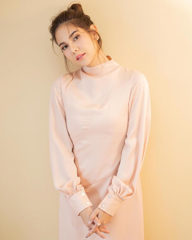 หมิว สิริลภัส