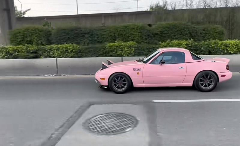  พีท ทองเจือ เคลียร์ดราม่า มิย่า ลูกสาวอายุ 17 เข้าผับ  โรเตอร์ ลูกชายวัย 14 ขับรถบนถนน