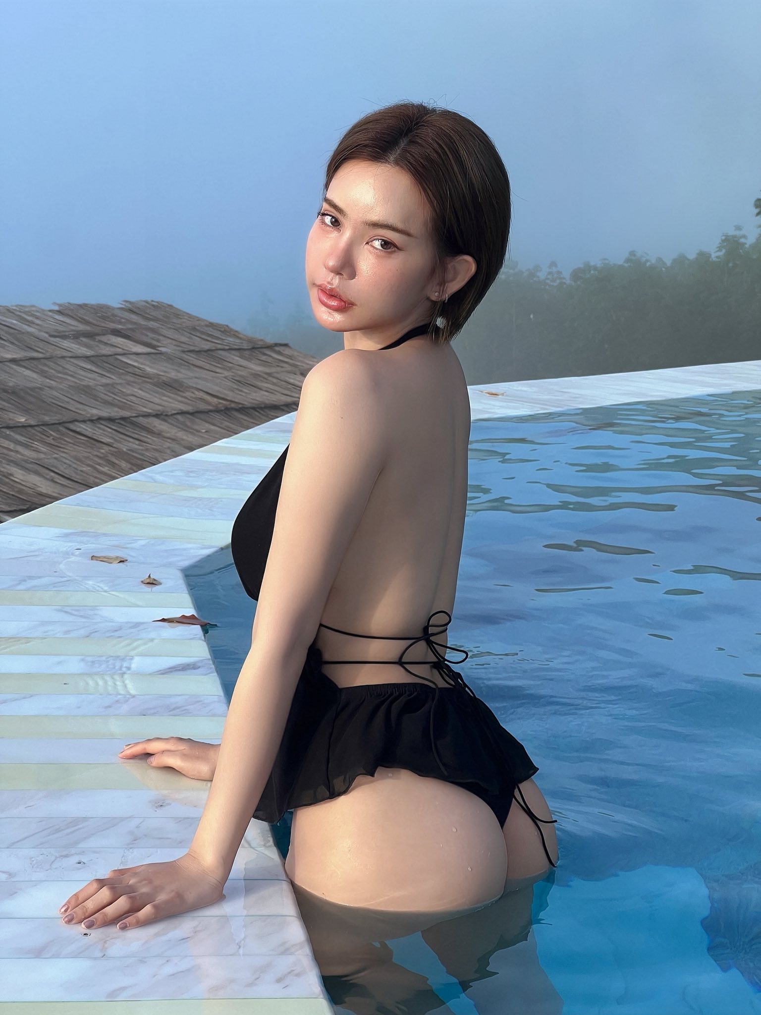 โนเกียร์ สุธาศินี ไอดอลสาวสุดเซ็กซี่