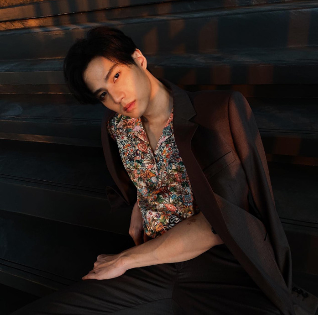 แบงค์ ธิติ เสื้อฮาวายผู้ชาย