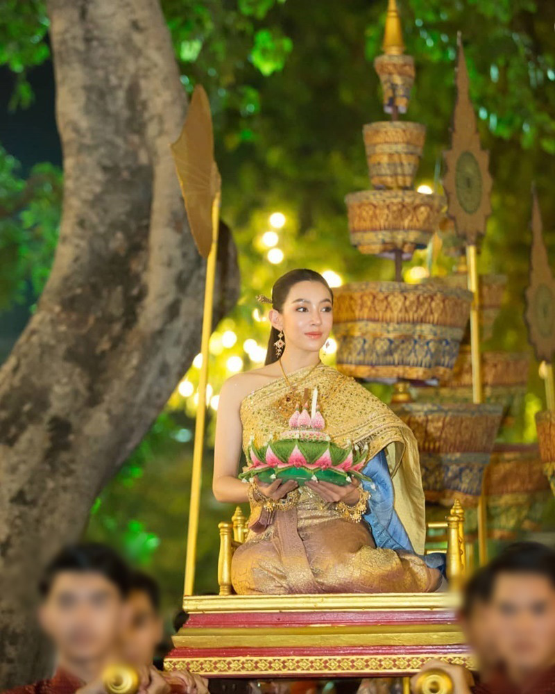 เบลล่า