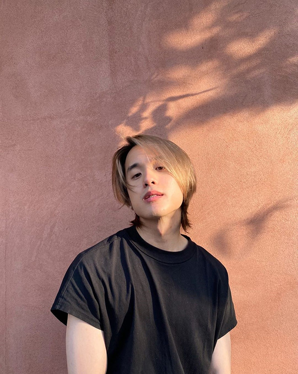 เจมส์ ธีรดนย์