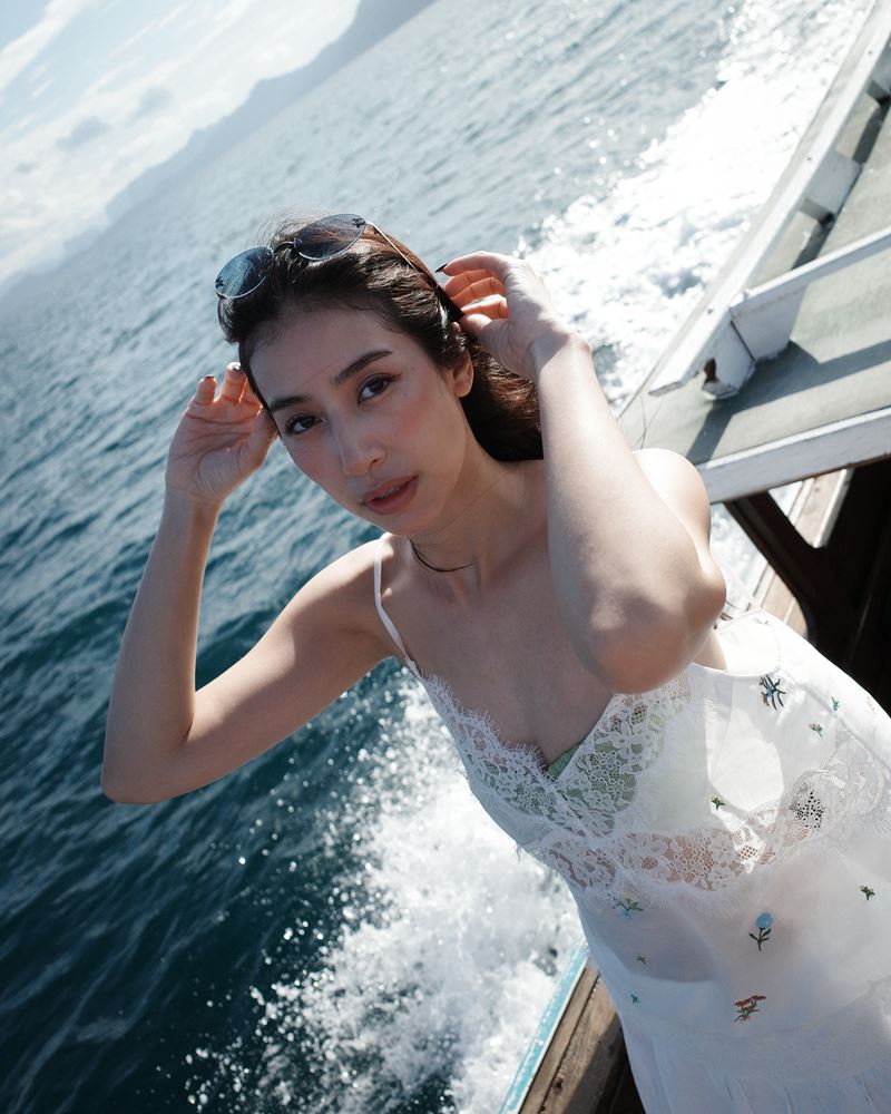 มิ้นต์ ชาลิดา  ควง ภูผา เตชะณรงค์ เที่ยวกระบี่