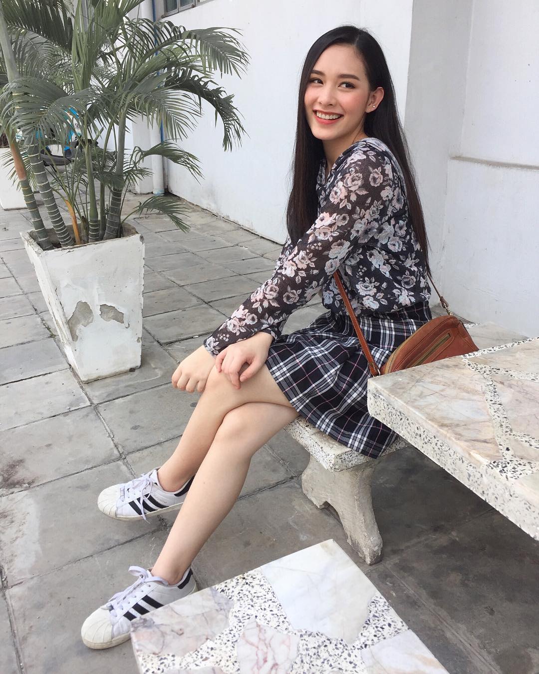 น้ำฟ้า ธัญญภัสร์