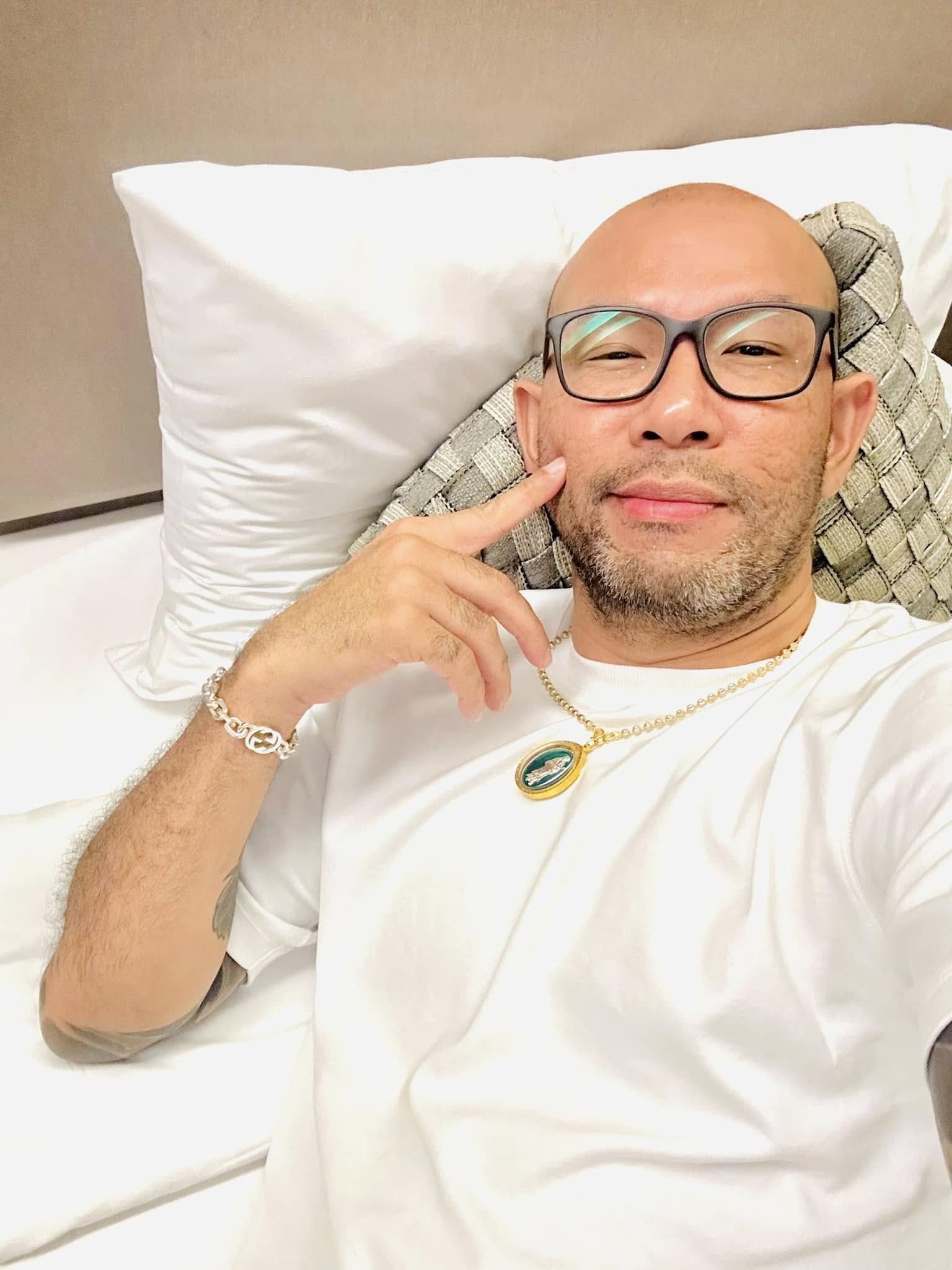 เอ๋ เชิญยิ้ม