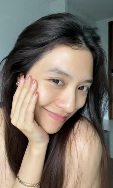 ดาราหน้าสด