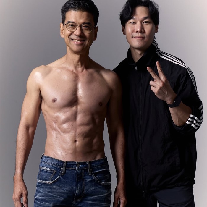 แด๊ดดี้ปุ่น ศิธา ทิวารี  เปิดร่างทองวัย 61 หุ่นเป๊ะจนหนุ่ม ๆ ต้องยอม