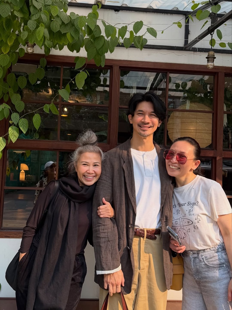 หน่อย บุษกร พร้อมลูก ๆ อวยพรวันเกิด เคน ธีรเดช ในวัย 48 ปี