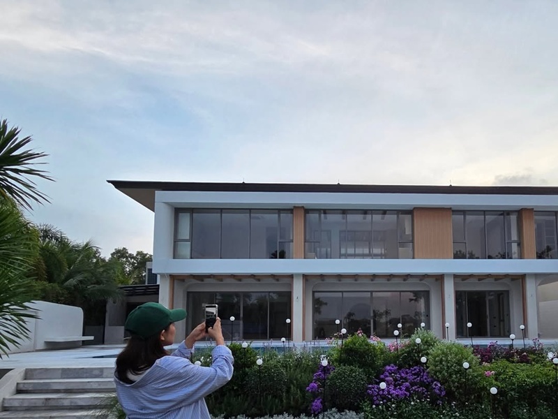 ตูน ก้อย