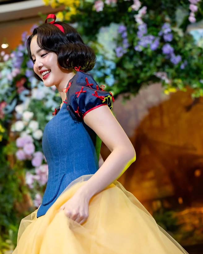 โบว์ เมลดา แปลงโฉมเป็นสโนว์ไวท์ โปรโมต Disney's Snow White